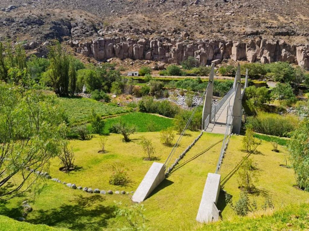 Puente en el Gran Ecoparque Chilina