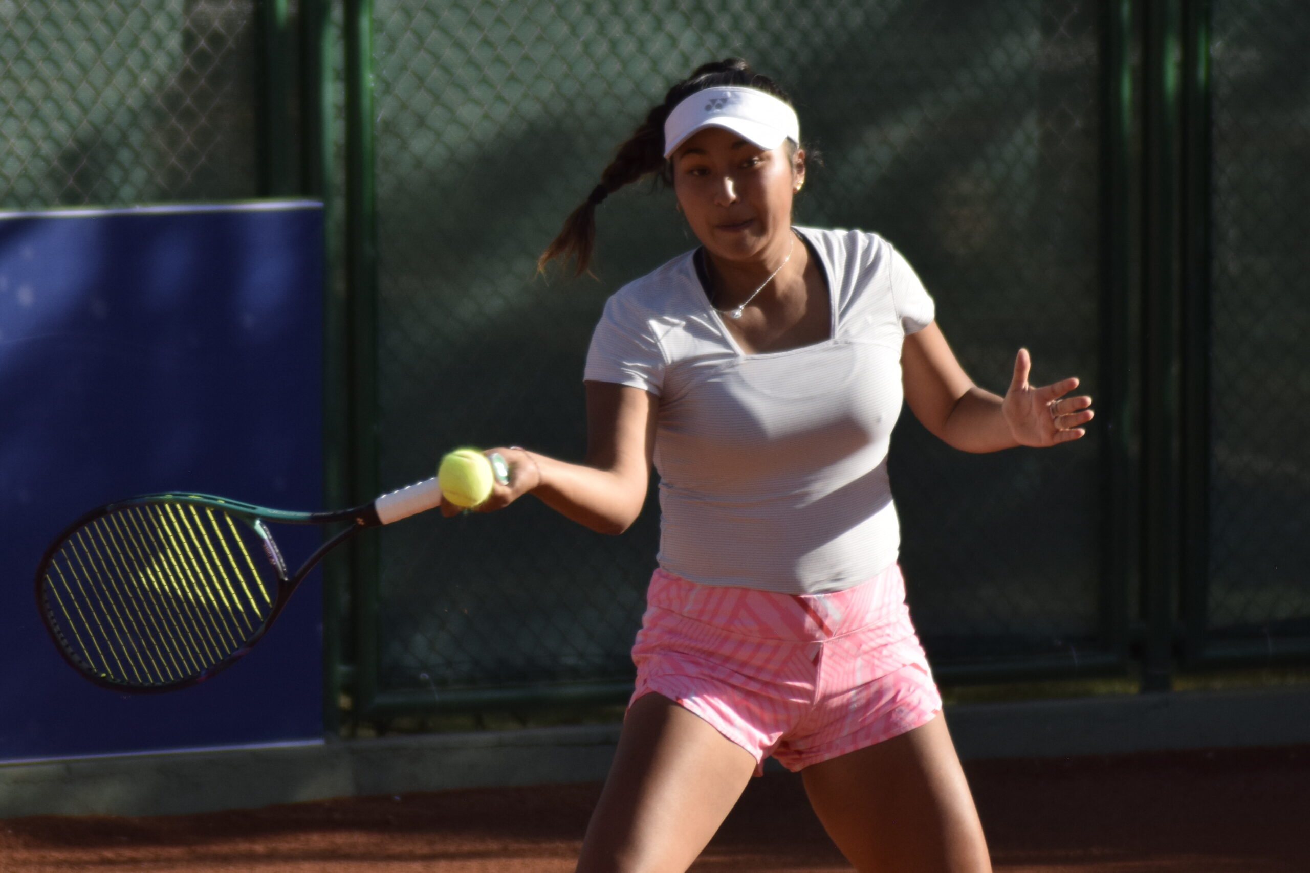 Romina Ccuno, destacada tenista arequipeña que participó del ITF W40 de Arequipa.