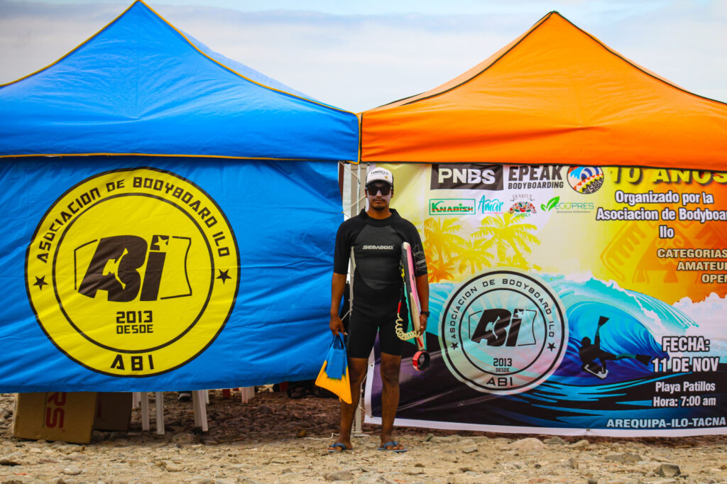 Yeral Alvarez Melendres, campeón del sur del país en Bodyboard.