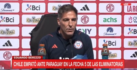 Eduardo Berizzo, ex DT de Chile, renunció al cargo en conferencia de prensa post empate con Paraguay. 