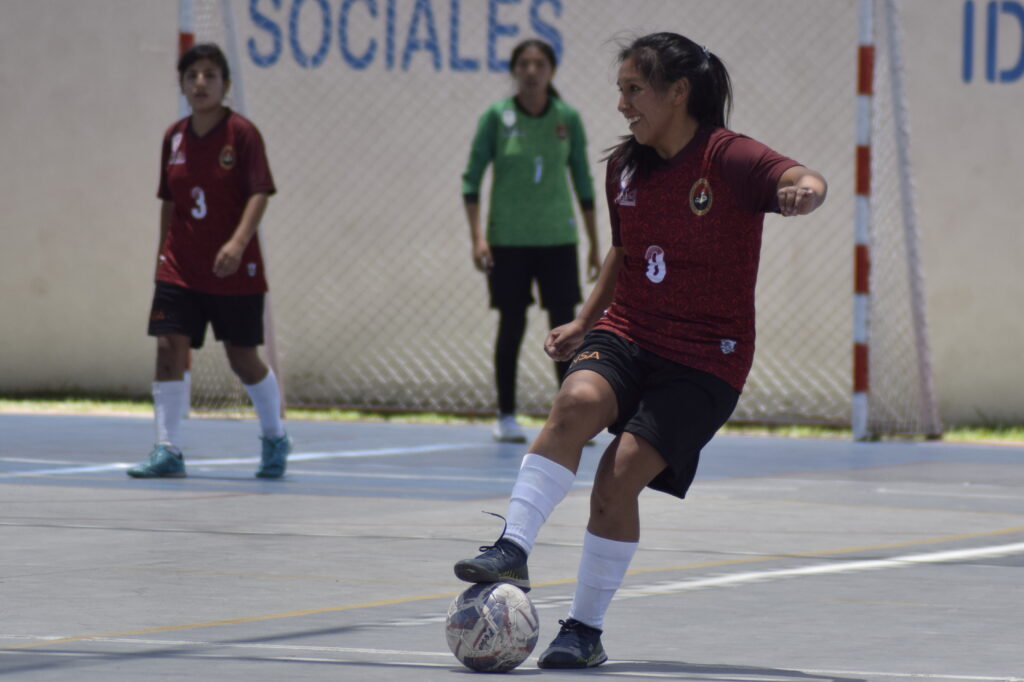 UNSA avanza a la final del futsal femenino en los Juegos Universitarios Regionales. 