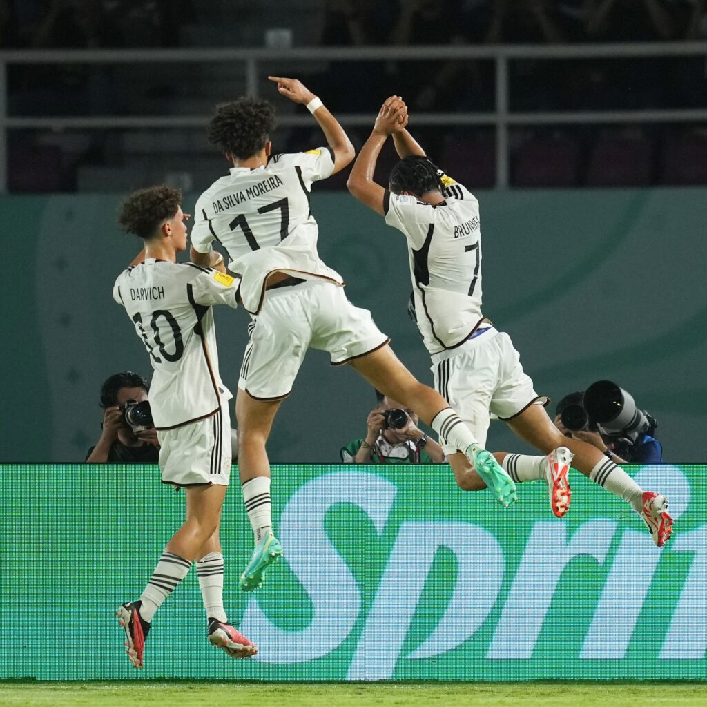 Celebraciones de los alemanas luego de anotar en la final. 